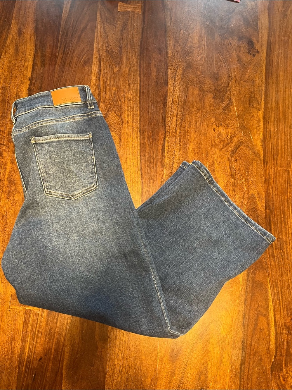 Tahari Oud-West High Rise Crop Wide Leg Jeans Medium Wash Size 10/30